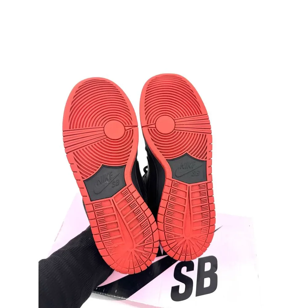 Nike SB Dunk Low TRD QS 